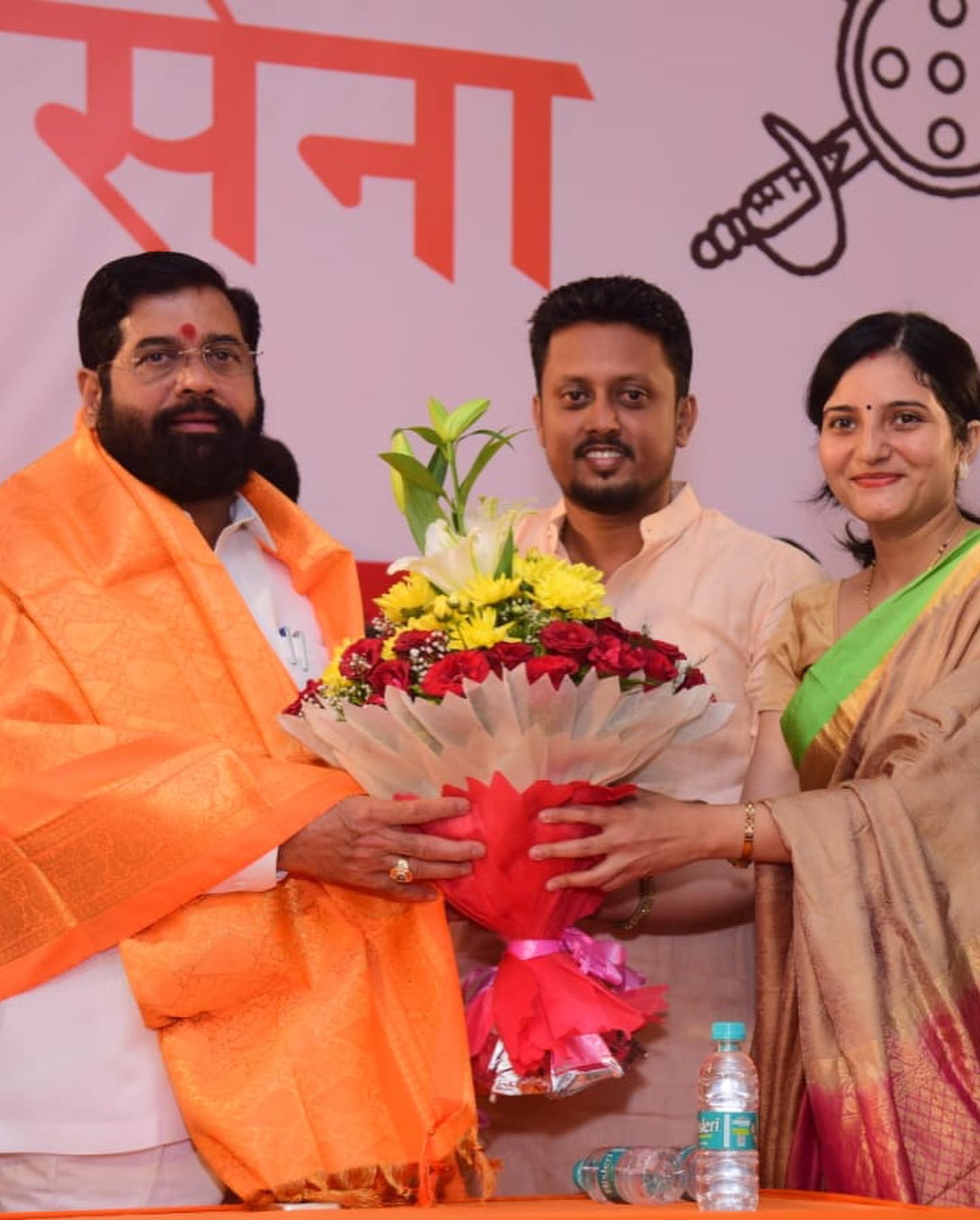 प्रभाग १९ ची सेवा करण्यासाठी वचनबद्ध.