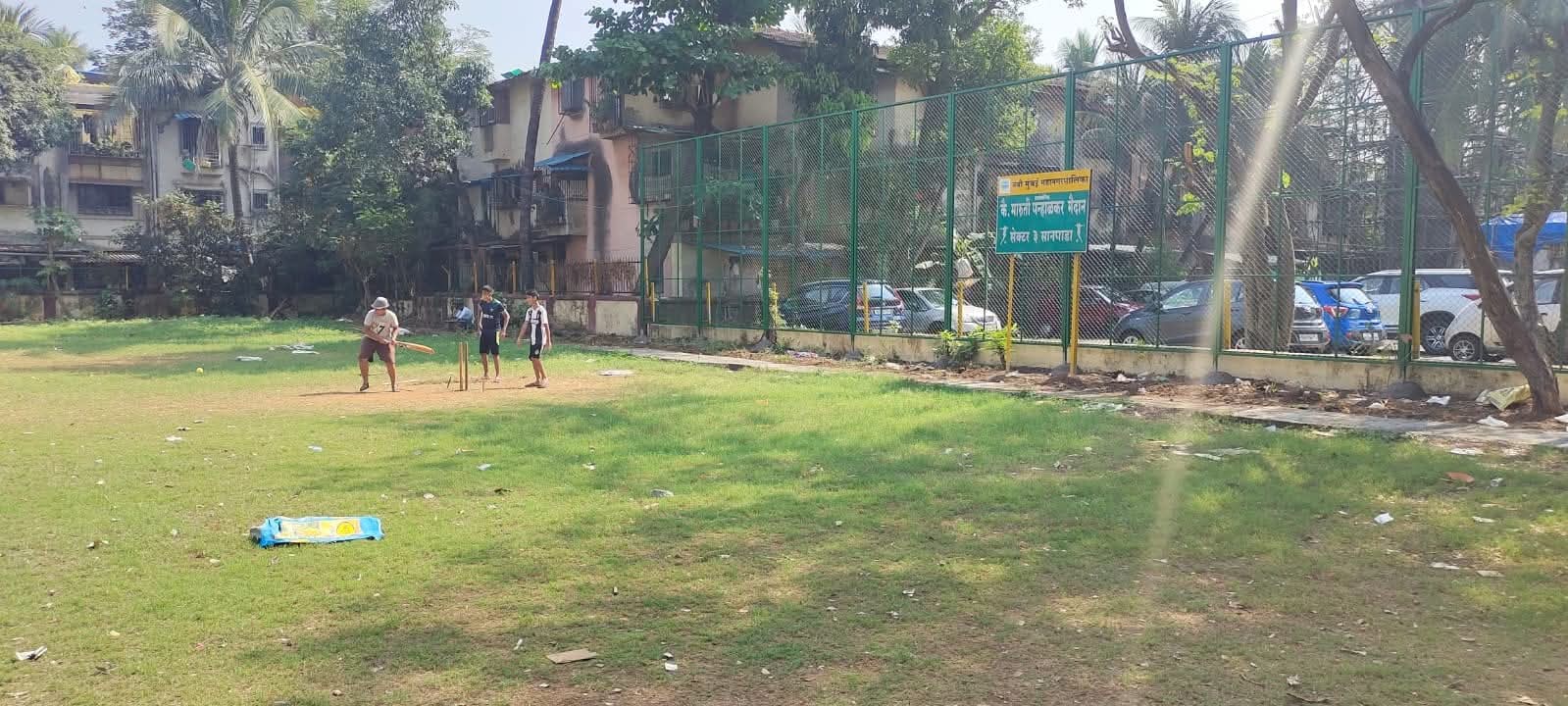 स्वातंत्रसैनिक स्वर्गीय मारुती पन्हाळकर मैदान येथे कार पार्किंगच्या बाजूंनी संरक्षक जाळी उभारण्यासाठी
