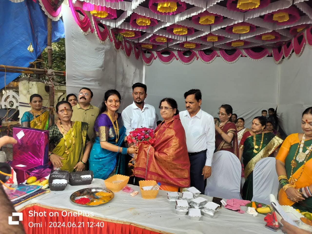 वटपौर्णिमा सणानिमित्त महिलांसाठी अल्पोहार व्यवस्था